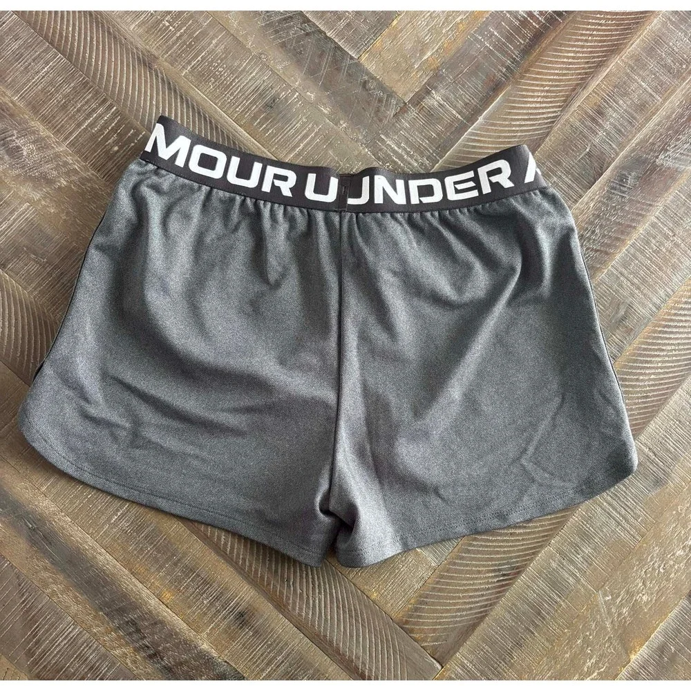 Under Armour Girls HeatGear Gray Athletic Shorts Size YLG 1363372 CSN Logo